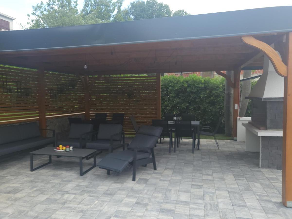 Apartmani Andiks 드라말리 외부 사진