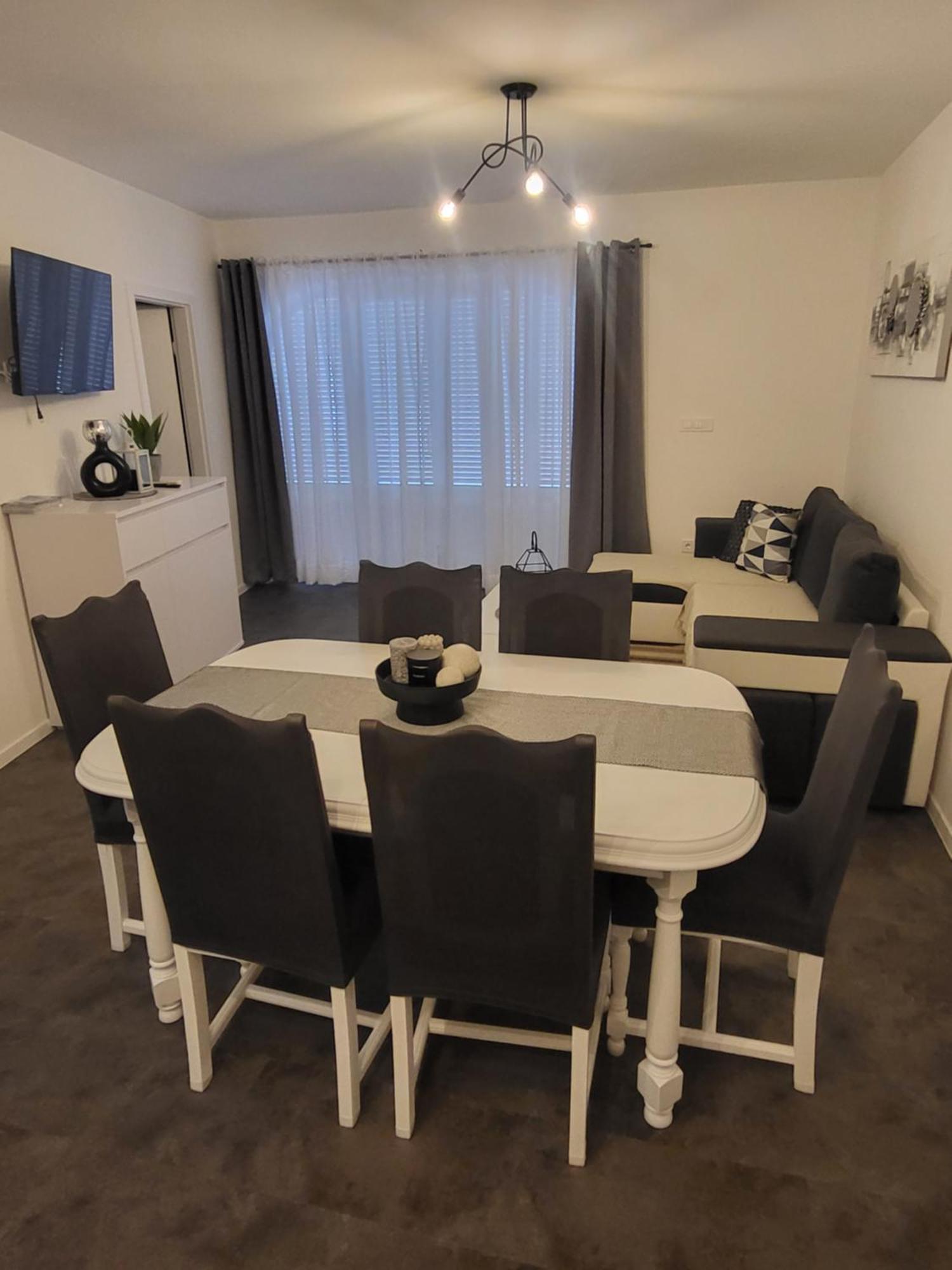 Apartmani Andiks 드라말리 외부 사진