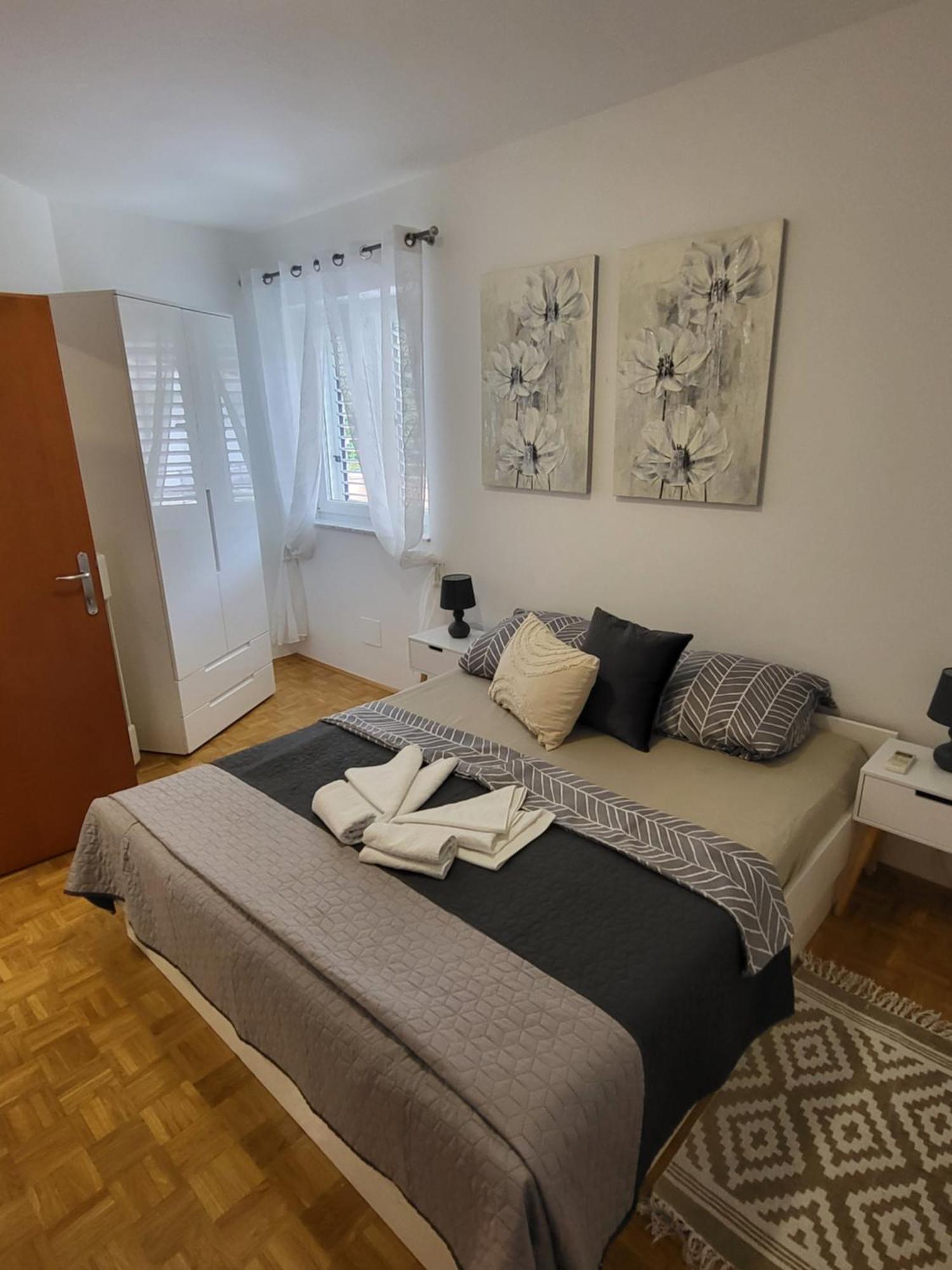 Apartmani Andiks 드라말리 외부 사진