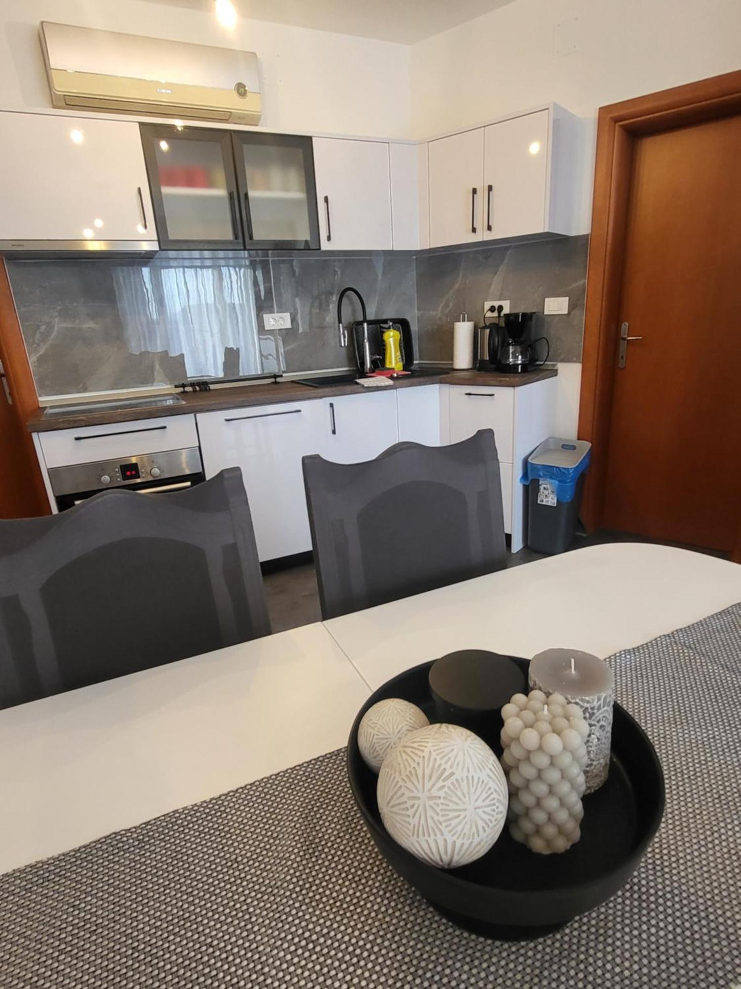 Apartmani Andiks 드라말리 외부 사진